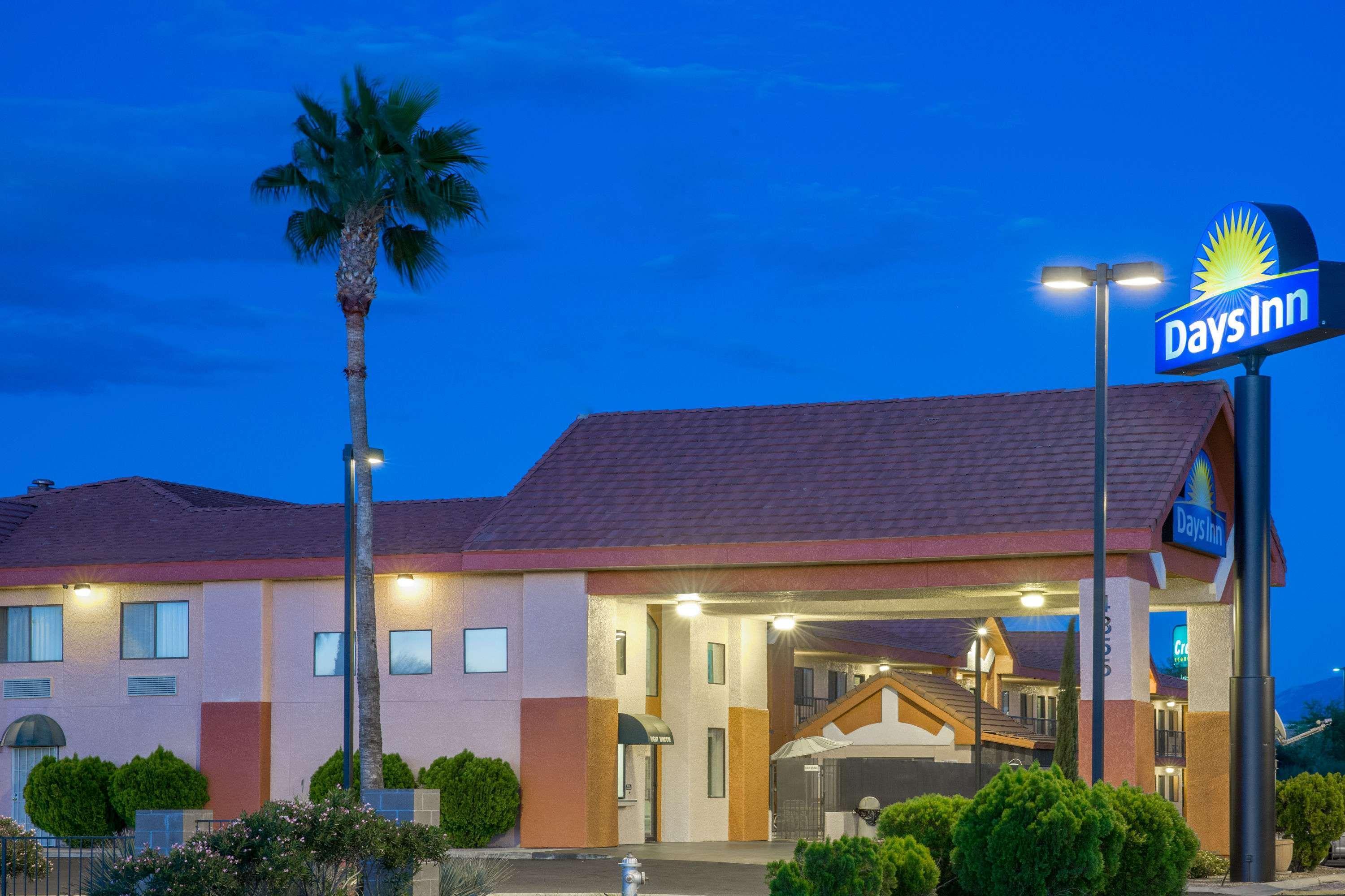 Days Inn By Wyndham Tucson Airport Exteriér fotografie