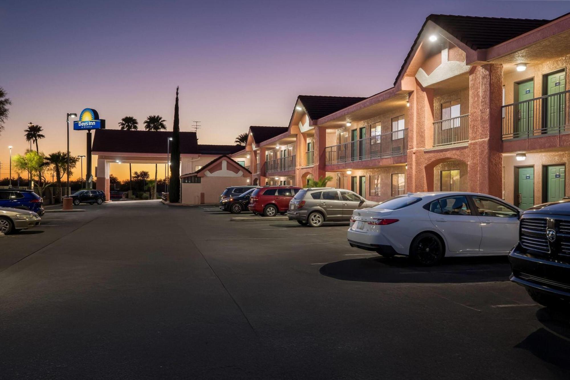 Days Inn By Wyndham Tucson Airport Exteriér fotografie